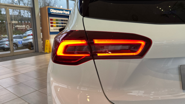 Ford Focus 1.0 EcoBoost Hybrid mHEV 155 ST-Line 5dr Auto Petrol Hatchback